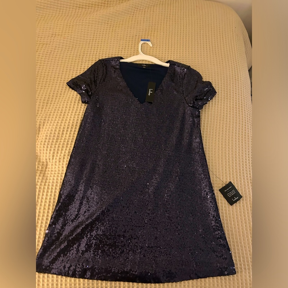 NEW Lulu’s Navy Sequence V-neck Short Dress